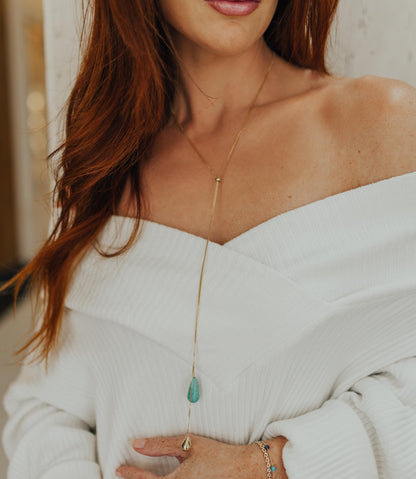 Colar Gravata Ajustável Gota Turquesa Dourado