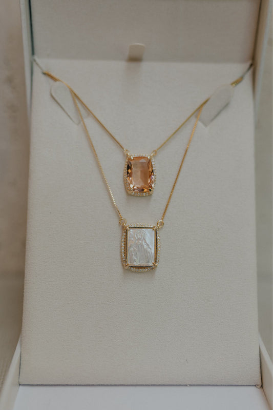 Colar Escapulário Madrepérola Morganita Dourado