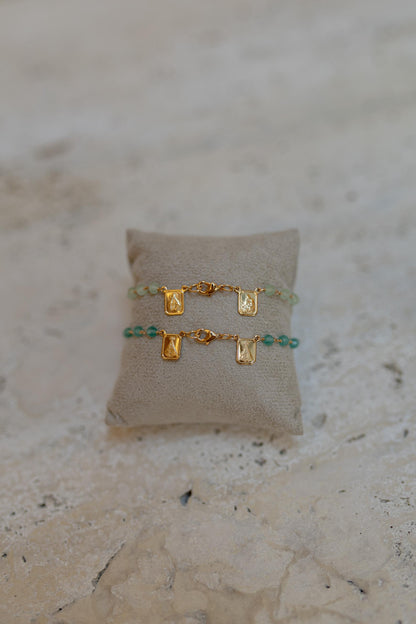 Pulseira Escapulário Jade Dourada