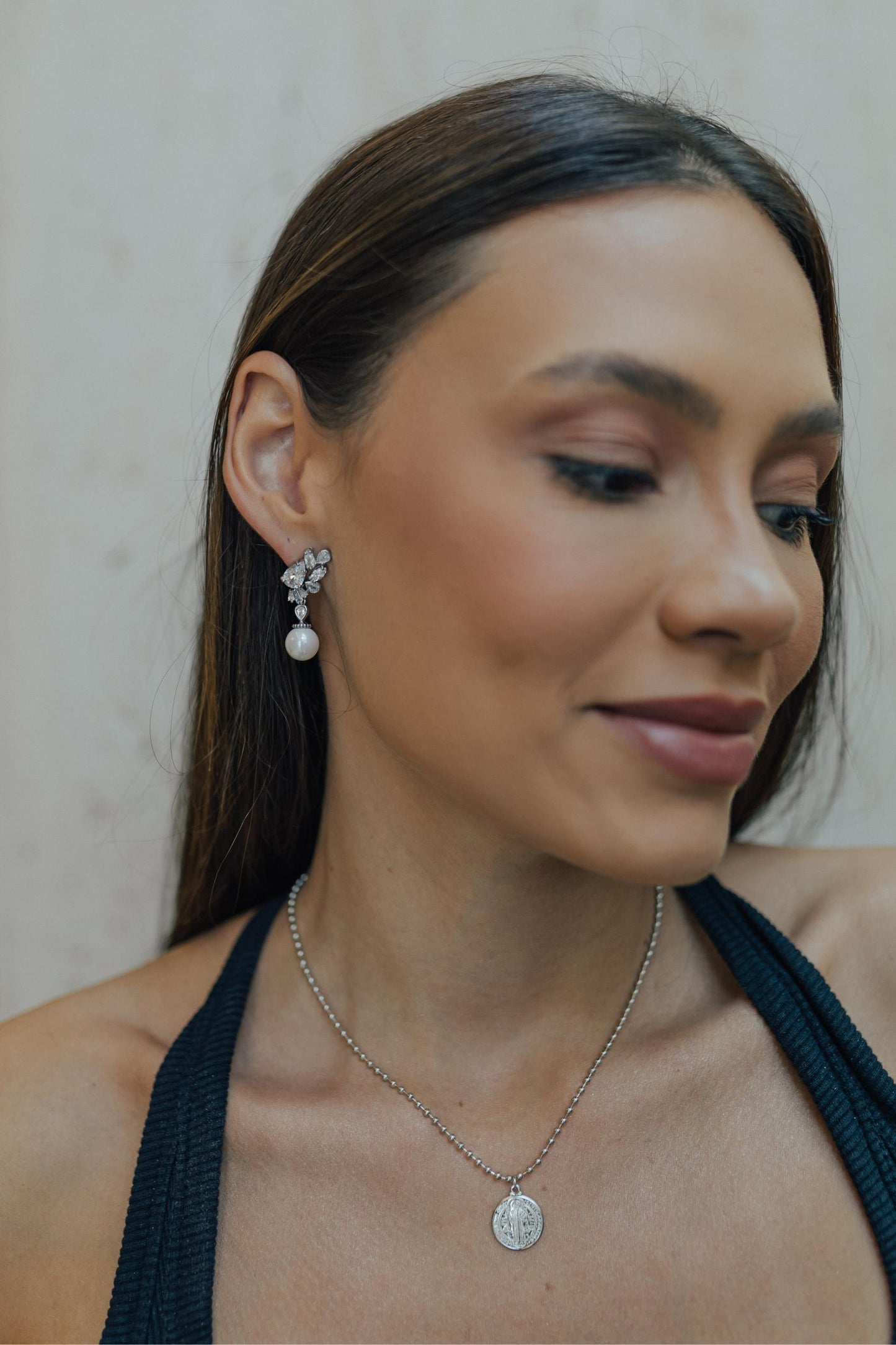 Colar Bolinhas Medalha de São Bento Ródio Branco