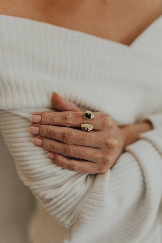 Anel Aberto Orgânico Dourado