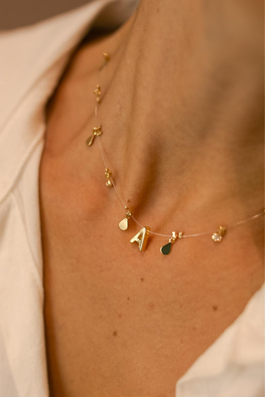 Colar Choker Nylon Letra Plaquinhas Dourado