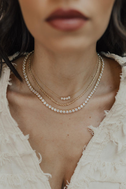 Colar Choker Pérolas de Água Doce Dourado