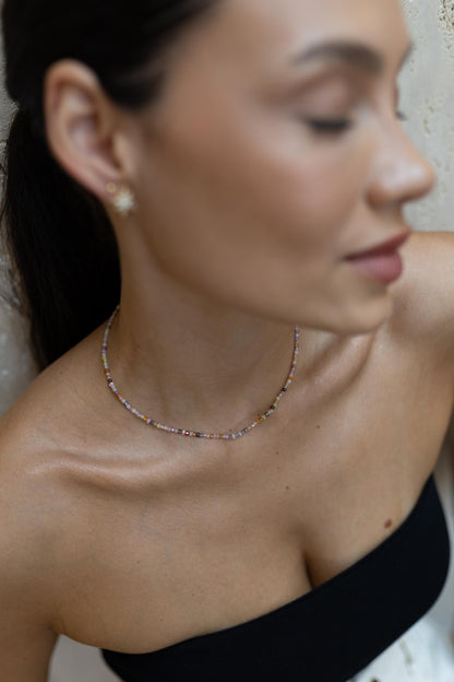 Colar Choker Pedras Naturais Coloridas Dourado
