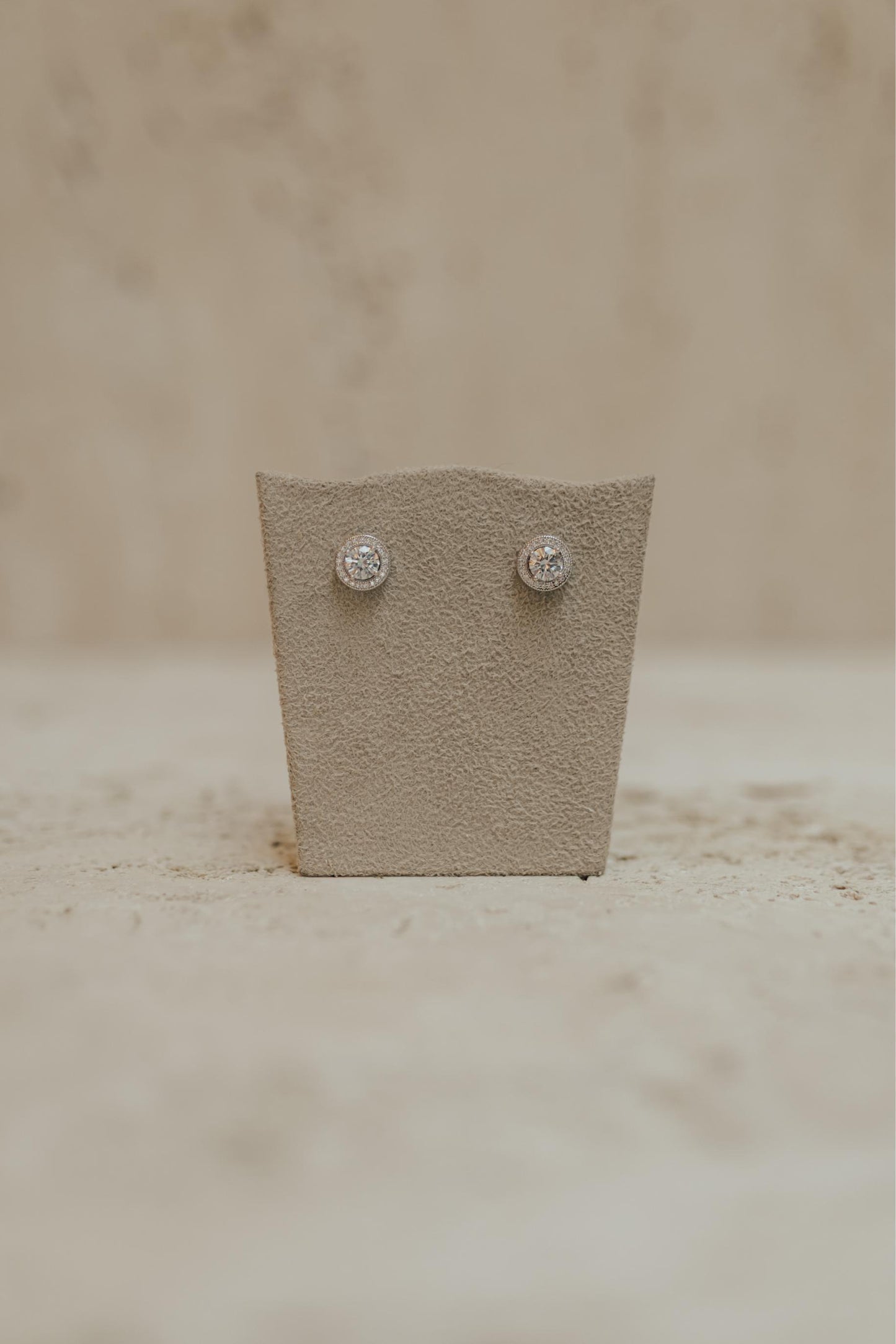 Brinco Ponto de Luz Princesa Ródio Branco