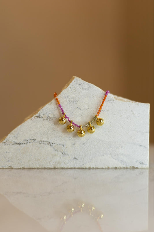 Colar Microzircônias e Esferas Dourado