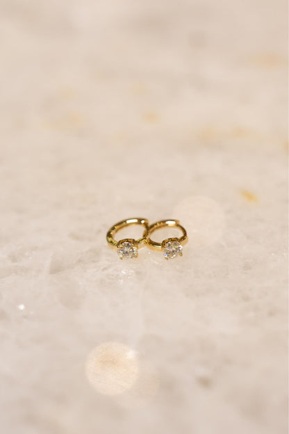 Brinco Argola Ponto de Luz 5mm Moissanite Prata 925 Dourado