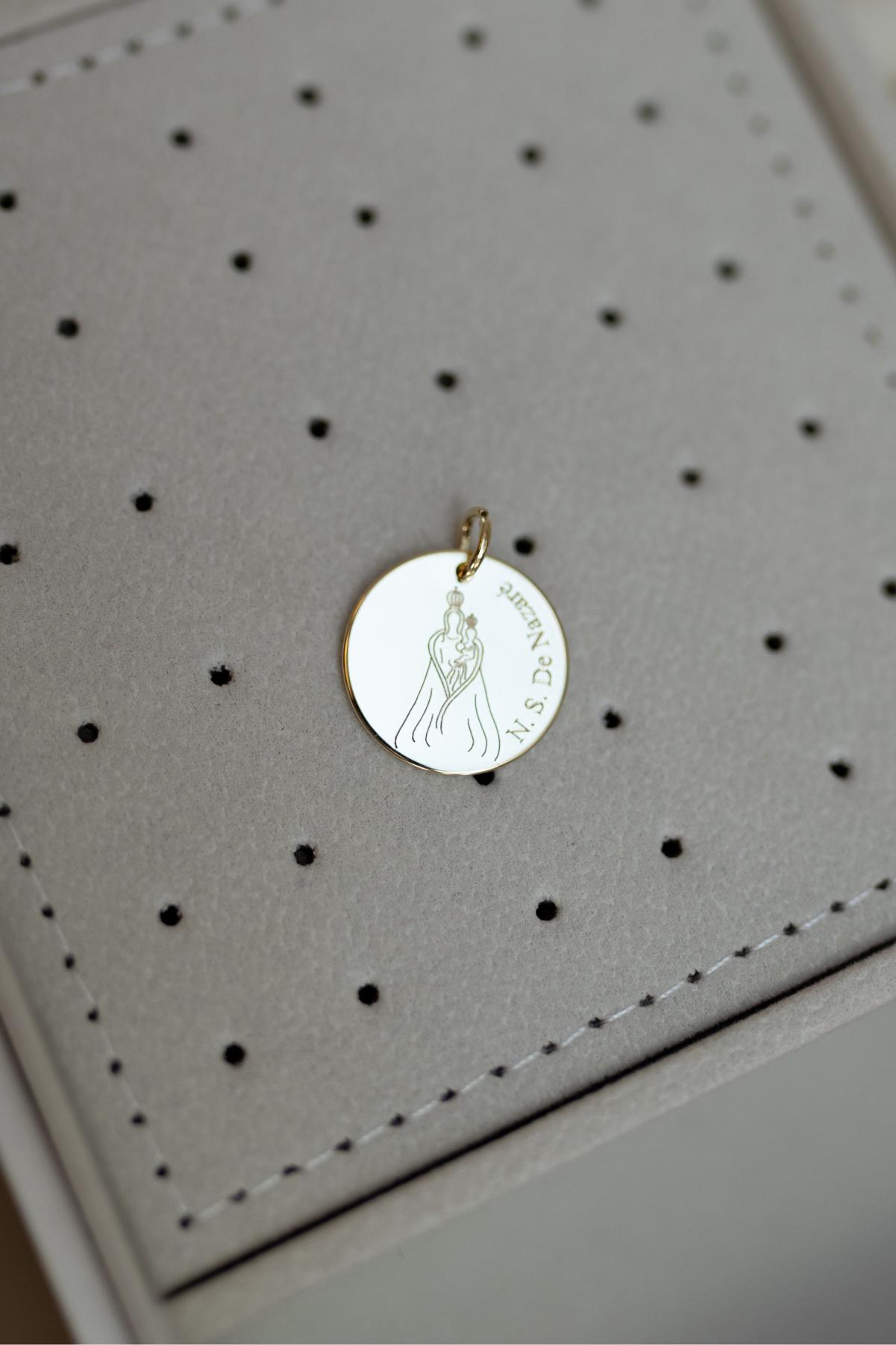 Pingente Nossa Senhora de Nazaré Dourado