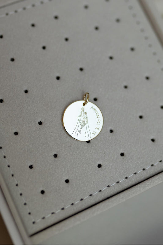 Pingente Nossa Senhora de Nazaré Dourado