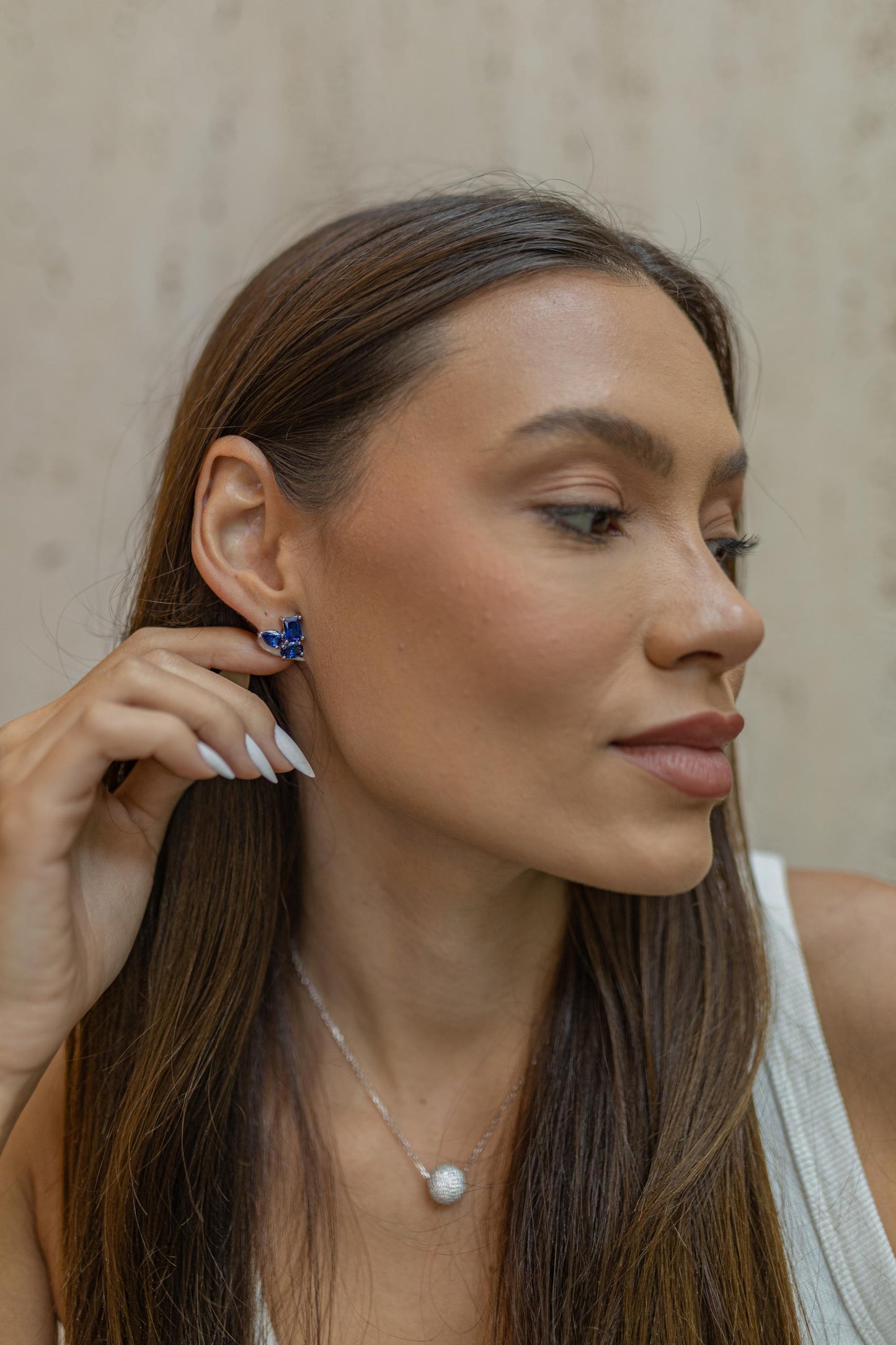 Colar Bola Cravejada Prata 925 Ródio Branco