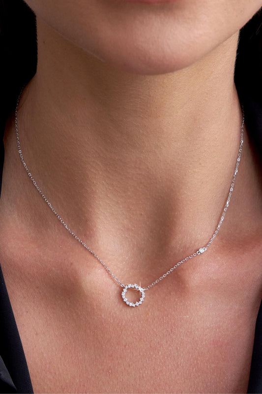 Colar Círculo Vazado Moissanite Prata 925 Ródio Branco