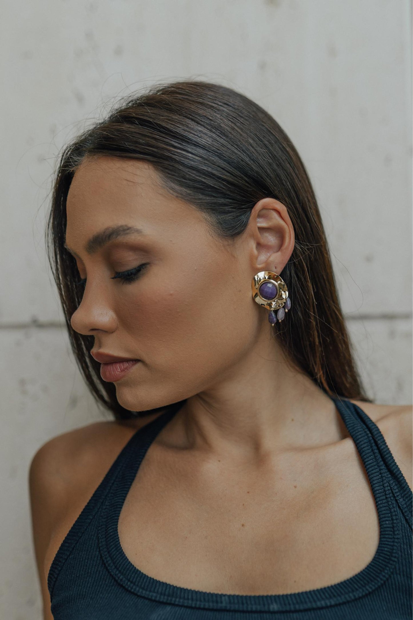 Brinco Chapa Oval Jade Ametista Dourado