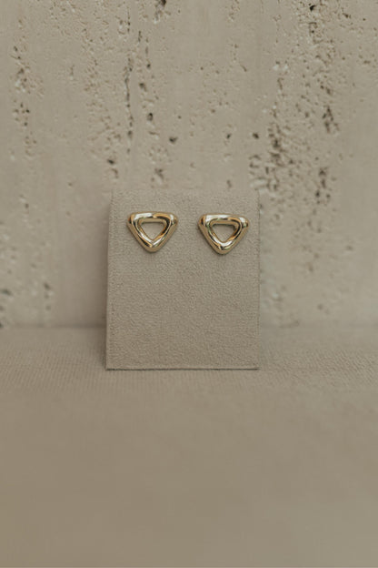 Brinco Triangle Dourado