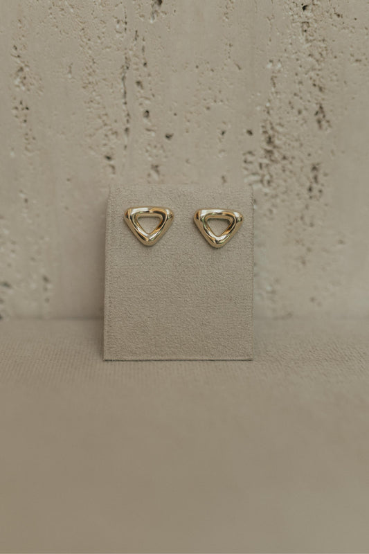 Brinco Triangle Dourado