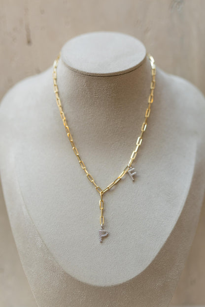 Colar Gravatinha com  Elos Retangulares Iniciais Dourado