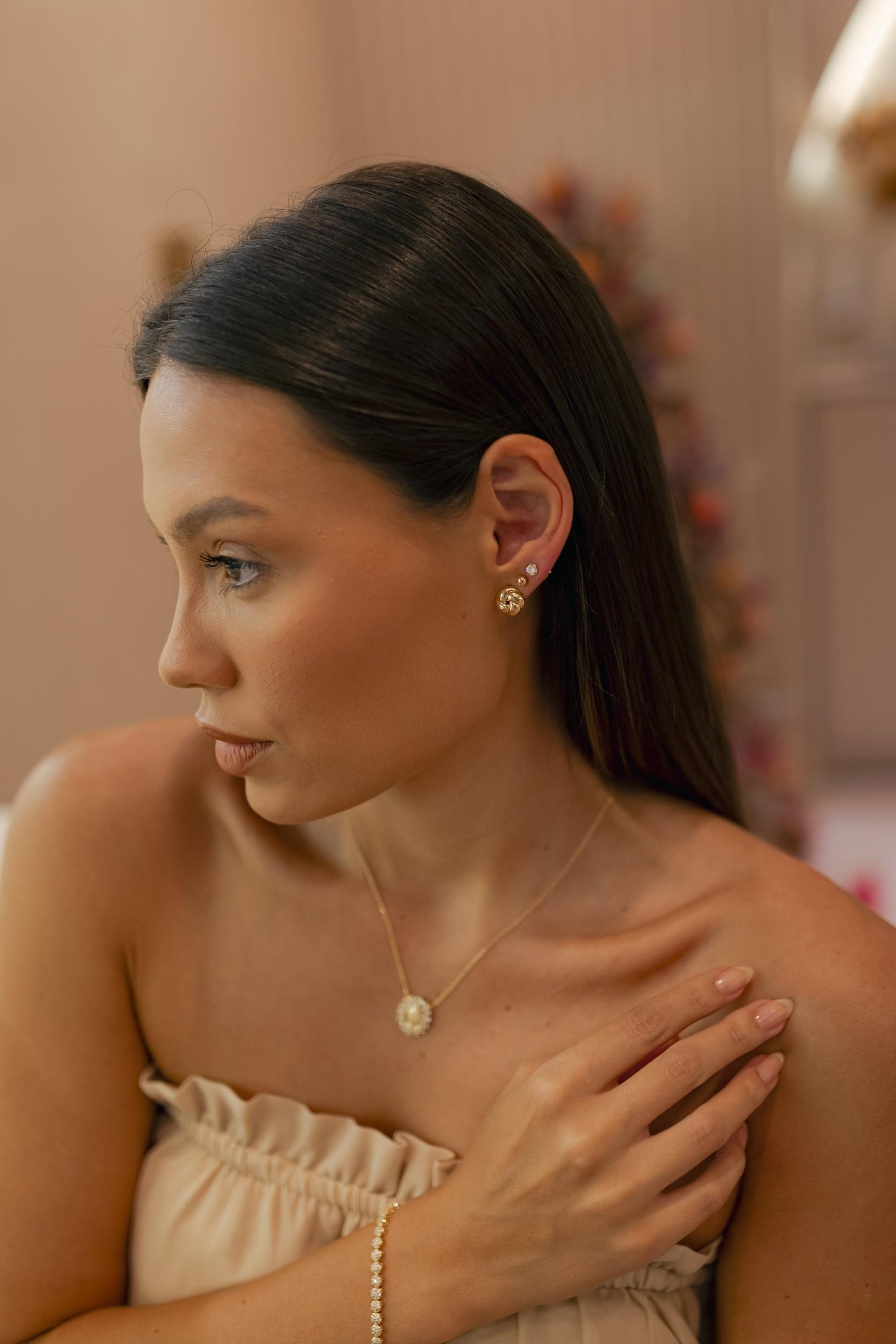 Brinco Botão Torcido G Dourado