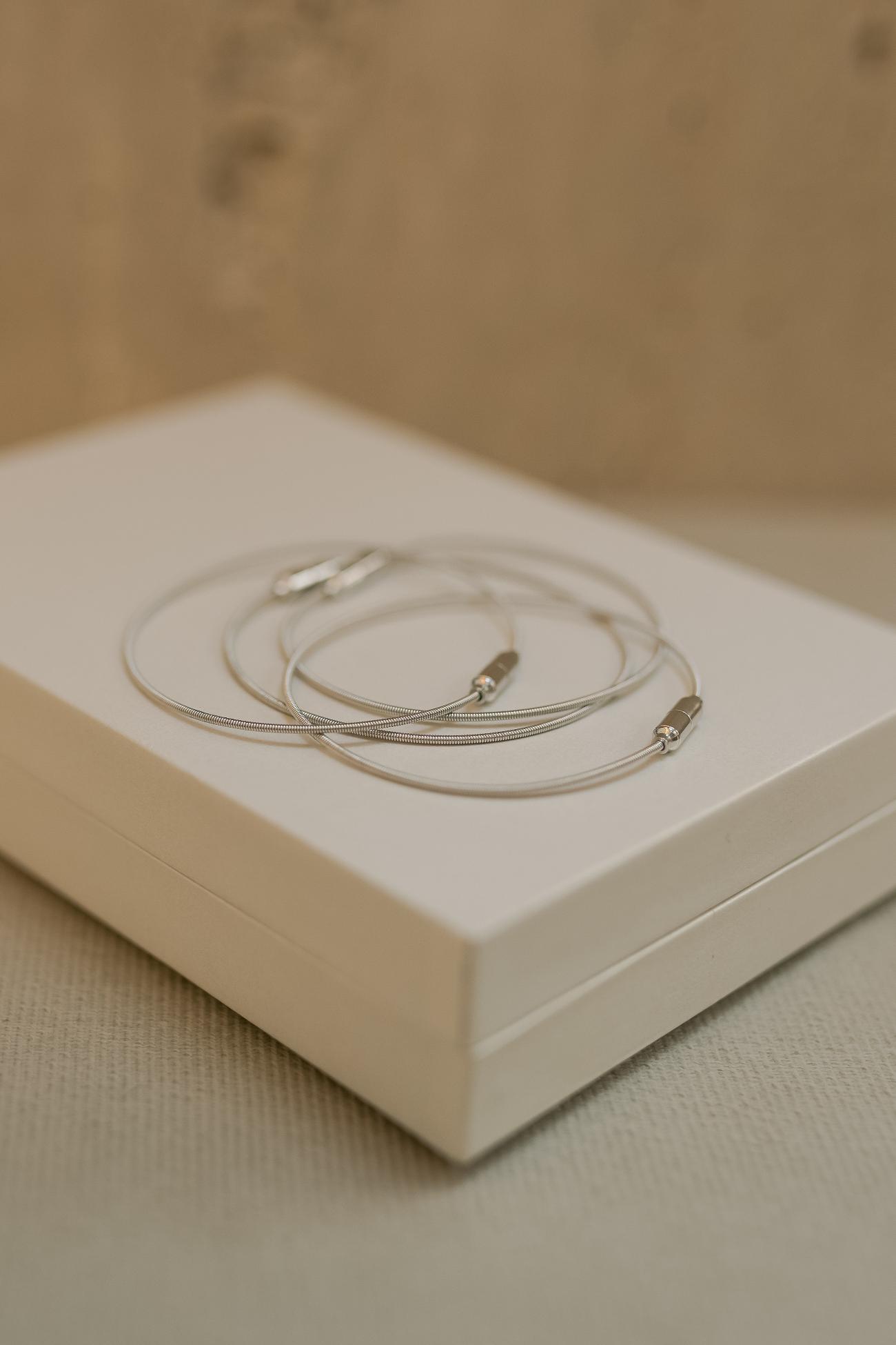 Pulseira Corda de Violão Ródio Branco