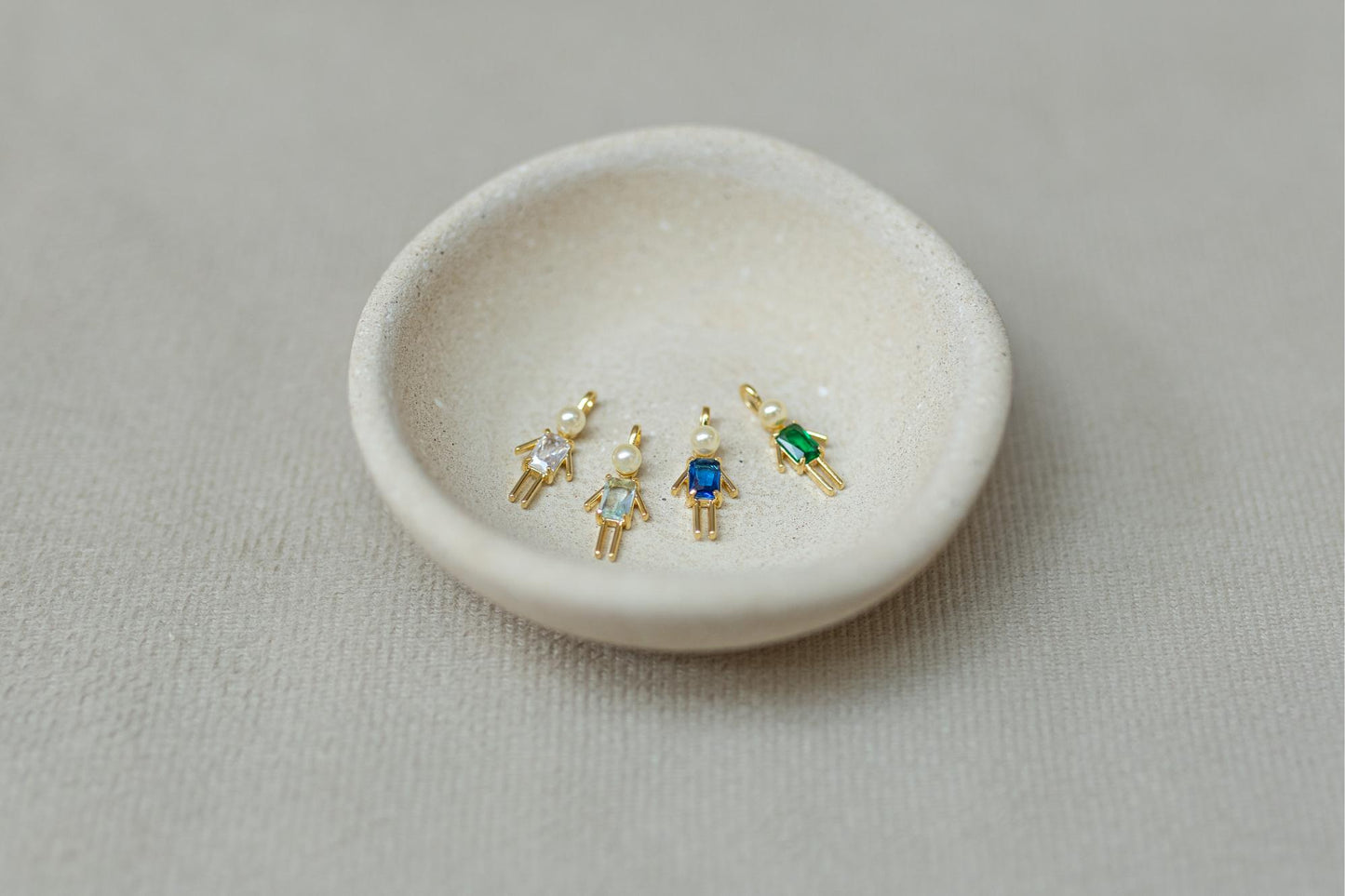 Colar Filhos com Pérolas Dourado