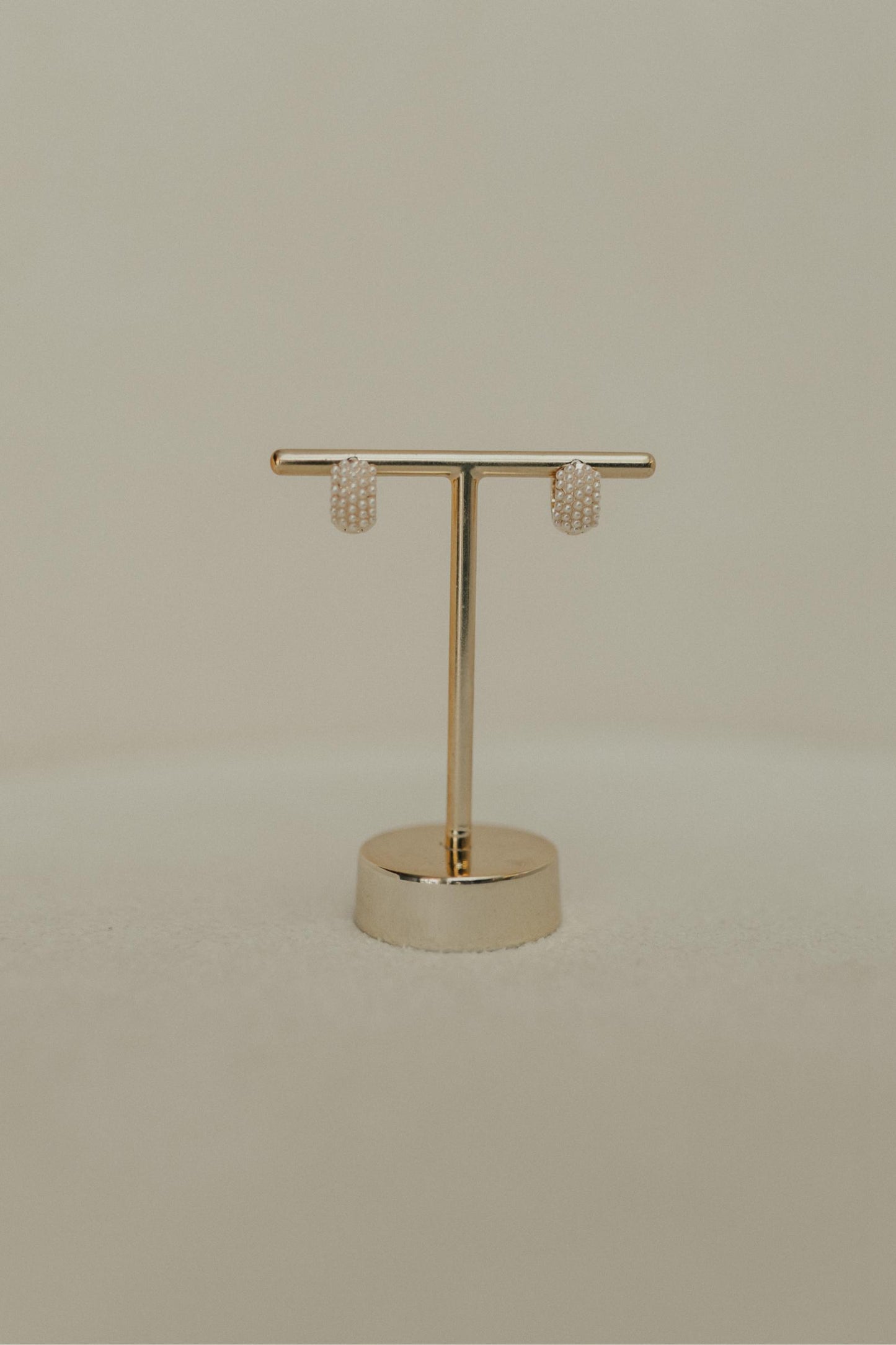 Brinco Argola Micropérolas Dourado