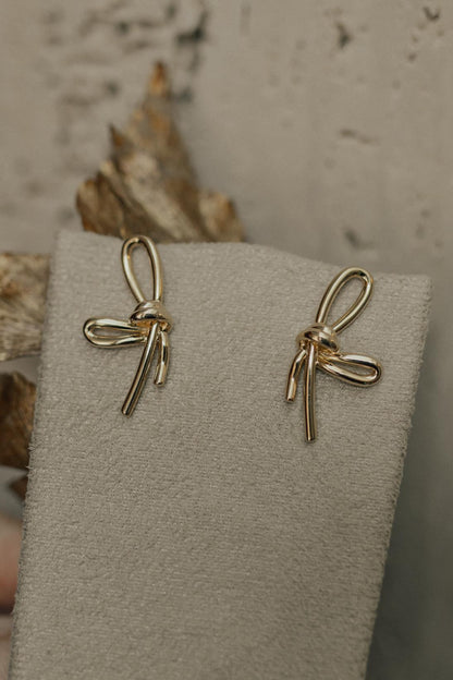 Brinco Laço Liso Dourado