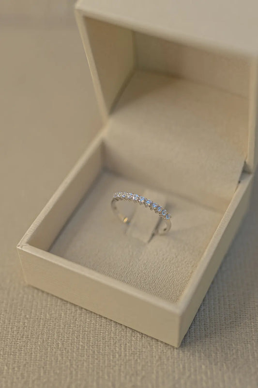 Anel Meia Aliança Riviera 3 Pontas Prata 925 Ródio Branco