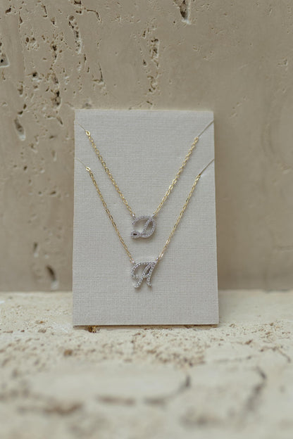 Colar Letra Mix de Banhos