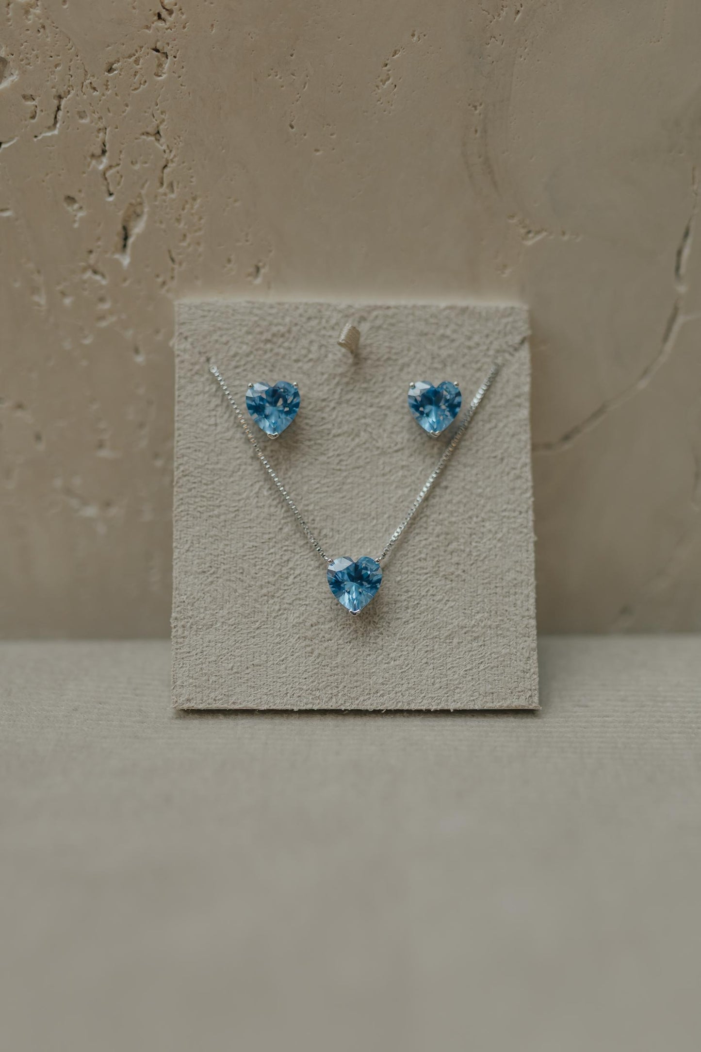 Conjunto Coração Aquamarine Ródio Branco