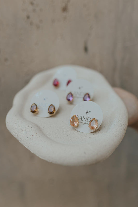 Brinco Gota Zircônia Dourado