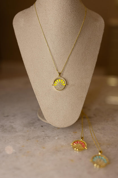 Colar Mandala Giratória Dourado