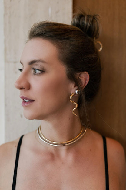 Choker Aro Tubo Liso Dourado