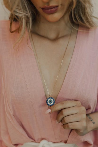Colar Mandala de Olho Grego Cravejado Dourado