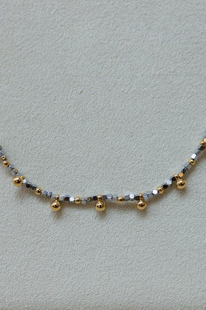Colar Choker Hematita Esferas Dourado
