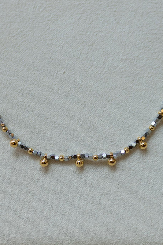 Colar Choker Hematita Esferas Dourado