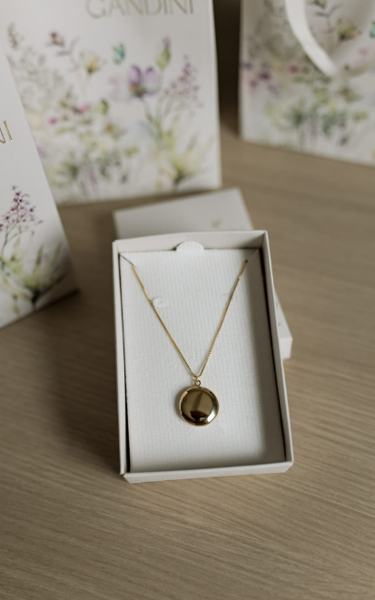 Colar Relicário Personalizado com 2 Fotos | Liso Banho Ouro 18k
