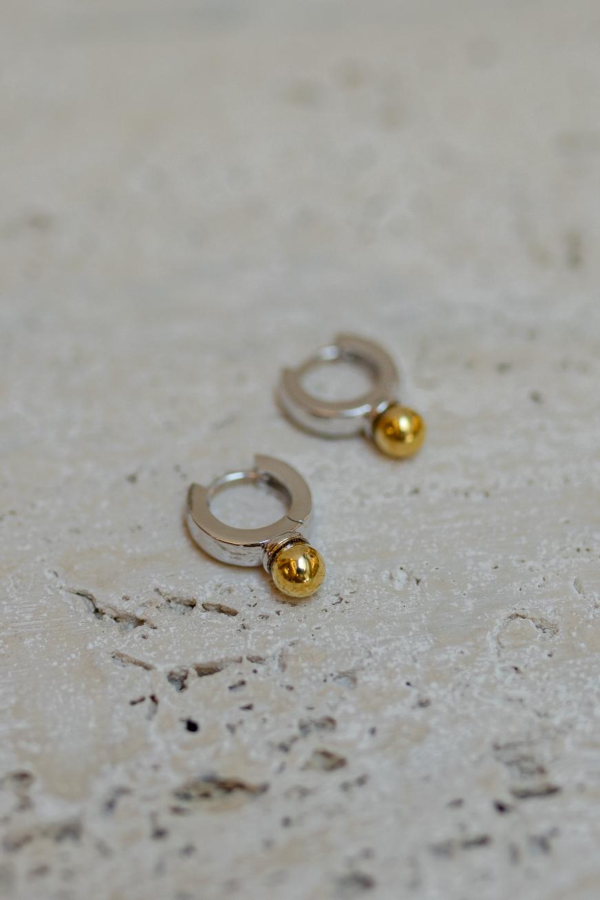 Brinco Argola Esfera Mix de Banhos