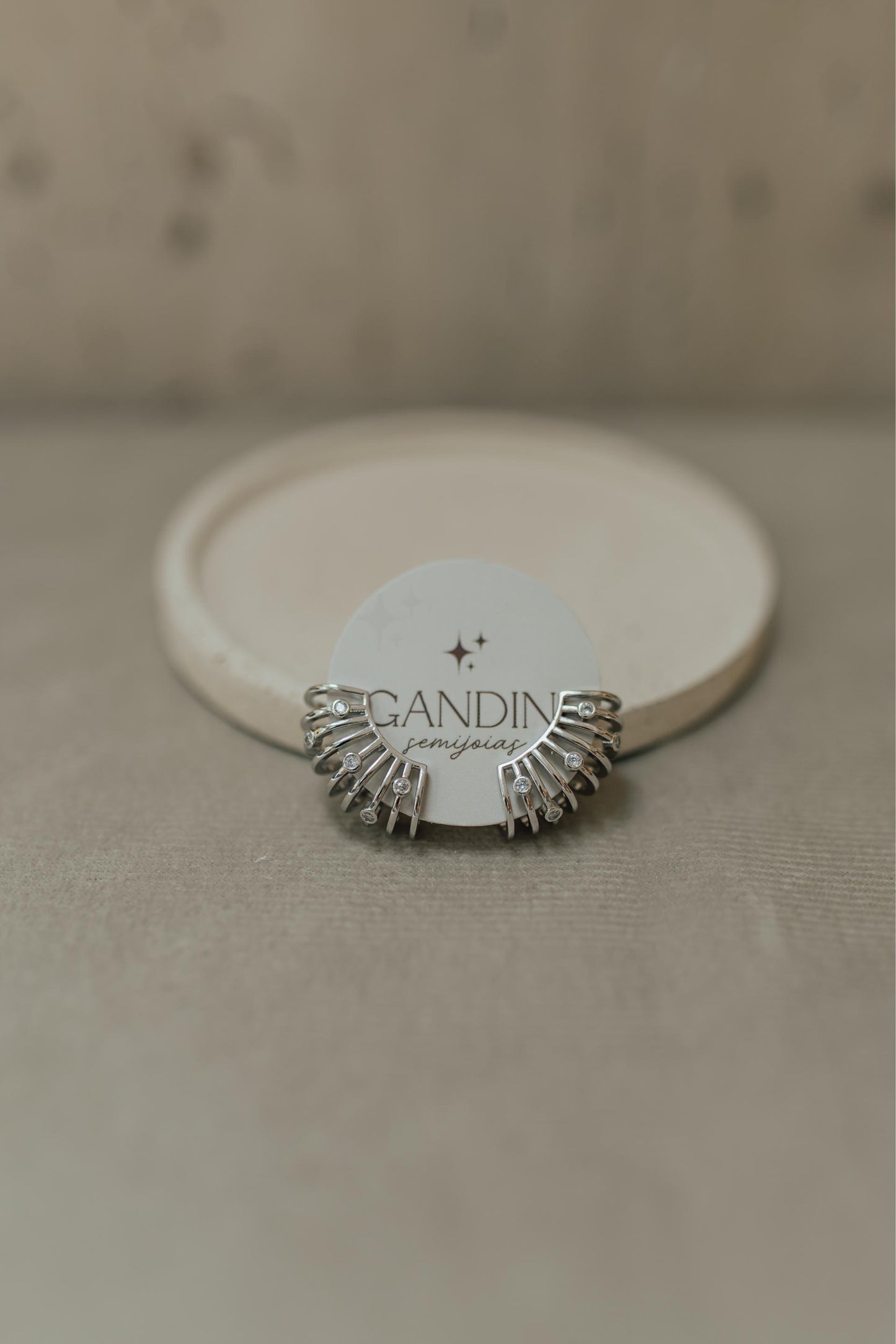 Brinco Ear Cuff Pontos De Luz Ródio Branco