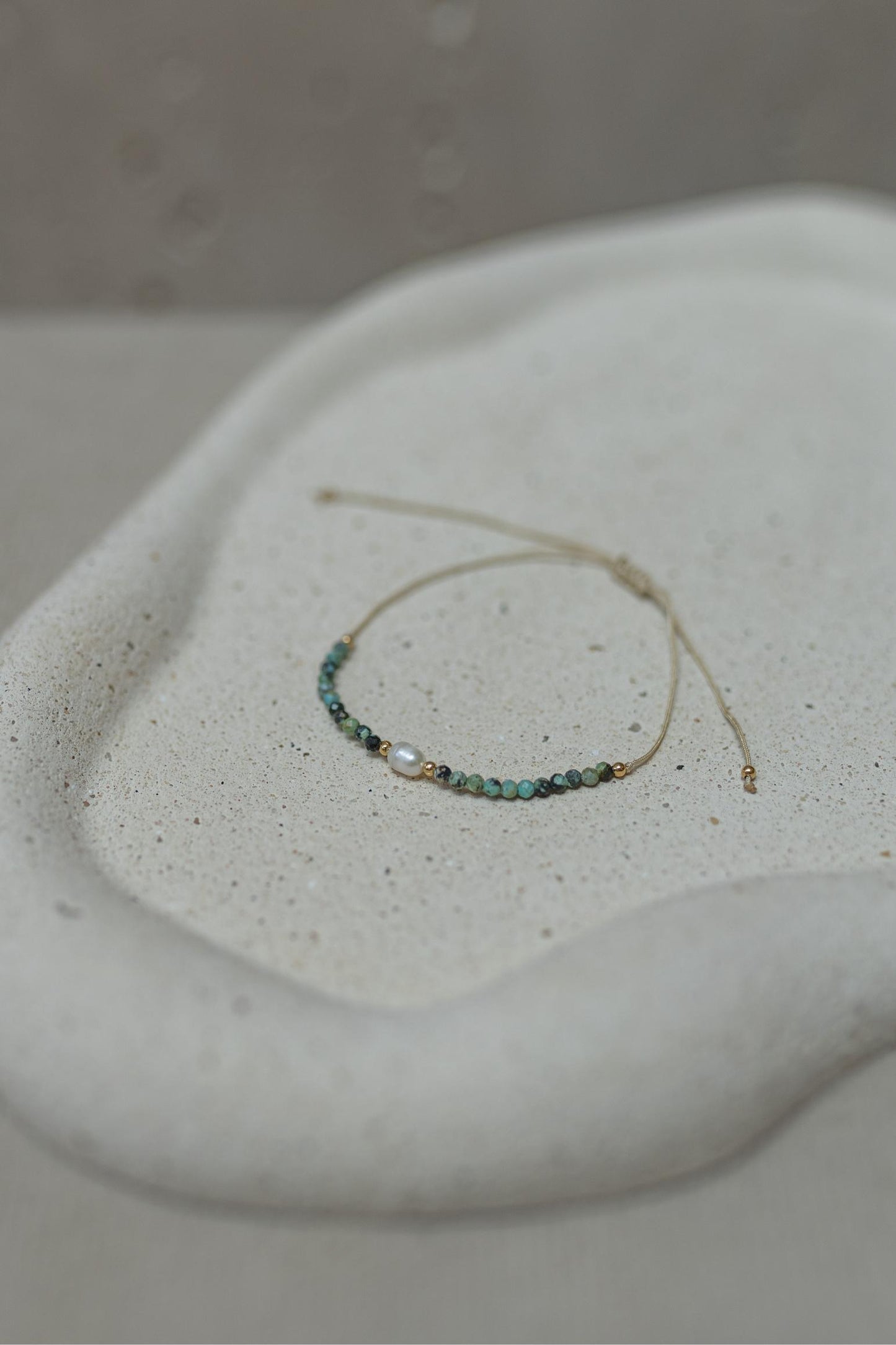 Pulseira Seda Shambala Turmalina e Pérola