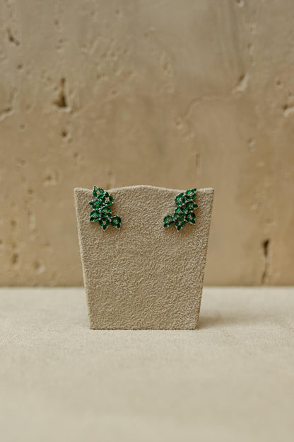 Brinco Ear Cuff Cravejado Esmeralda Ródio Branco