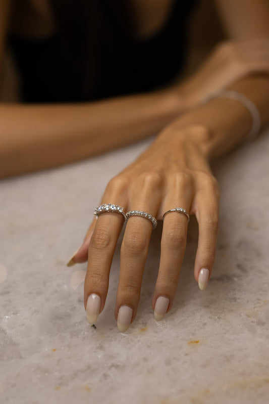 Anel Meia Aliança Decrescente 5mm Moissanite Prata 925 Ródio Branco