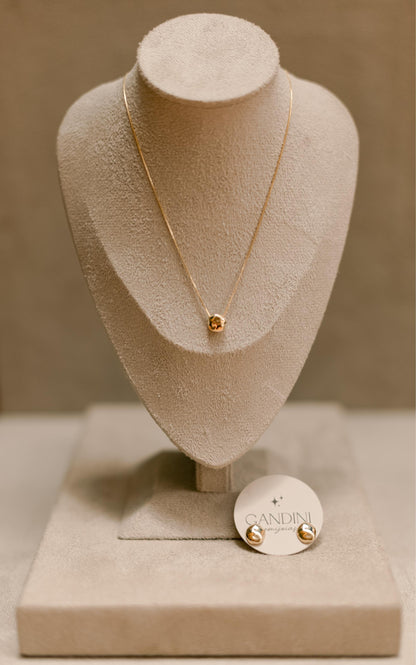 Colar com Pingente Orgânico Dourado