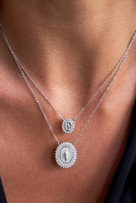Colar Mini Nossa Senhora das Graças Moissanite 3 Pontas Prata 925 Ródio Branco