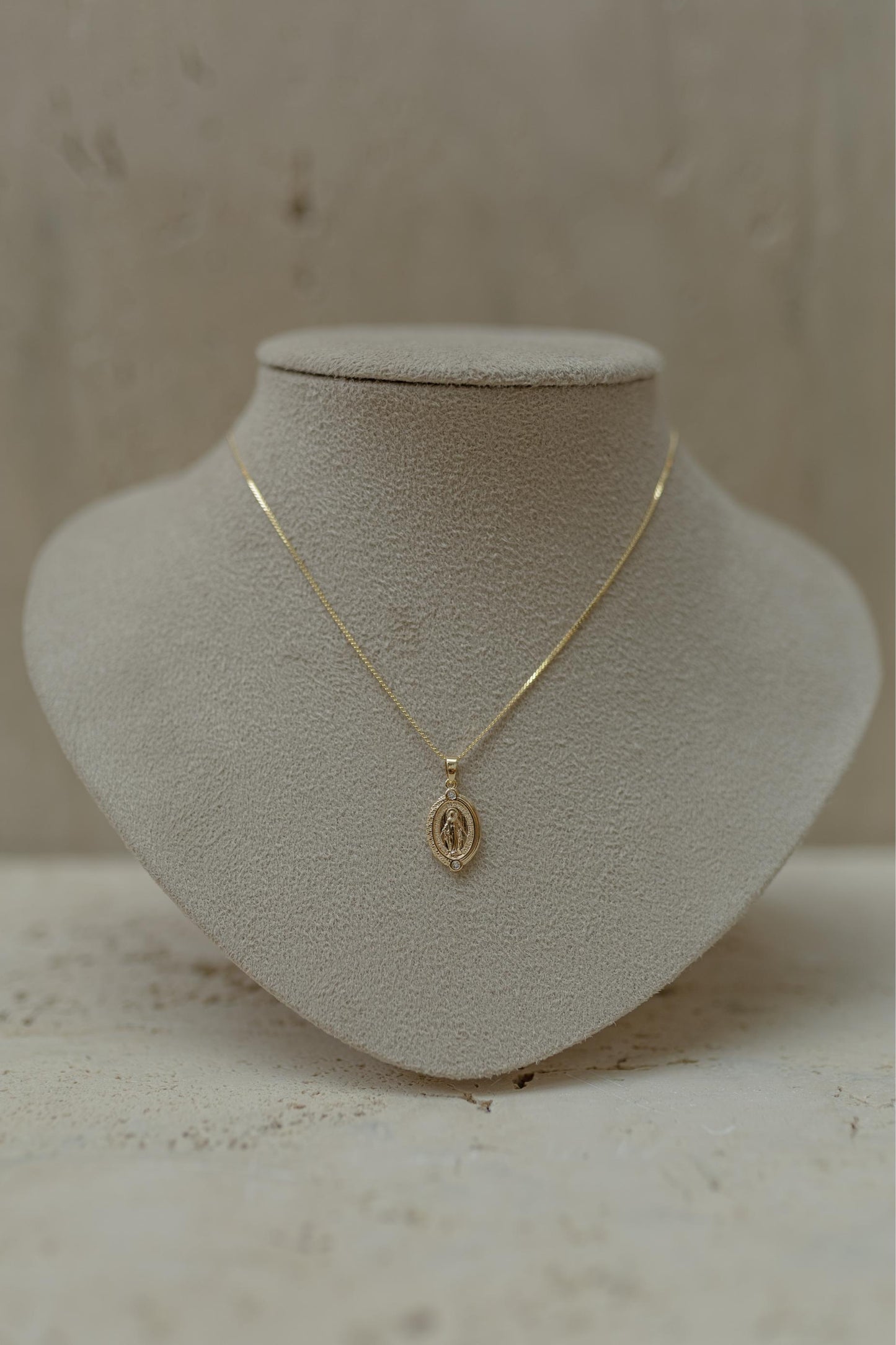 Colar Nossa Senhora das Graças Dourado