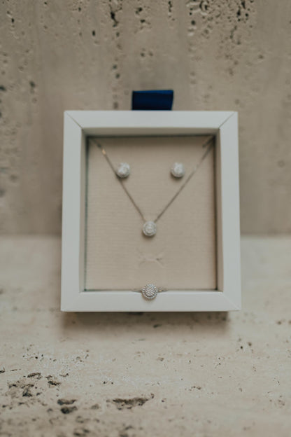 Brinco Redondo Cravejado Ponto de Luz Prata 925 Ródio Branco