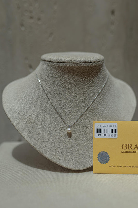 Colar Prata 925 Pérola Natural Ponto de Luz Moissanite Ródio Branco