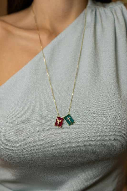 Colar Escapulário com Pedras Fusion Banho de Ouro 18k