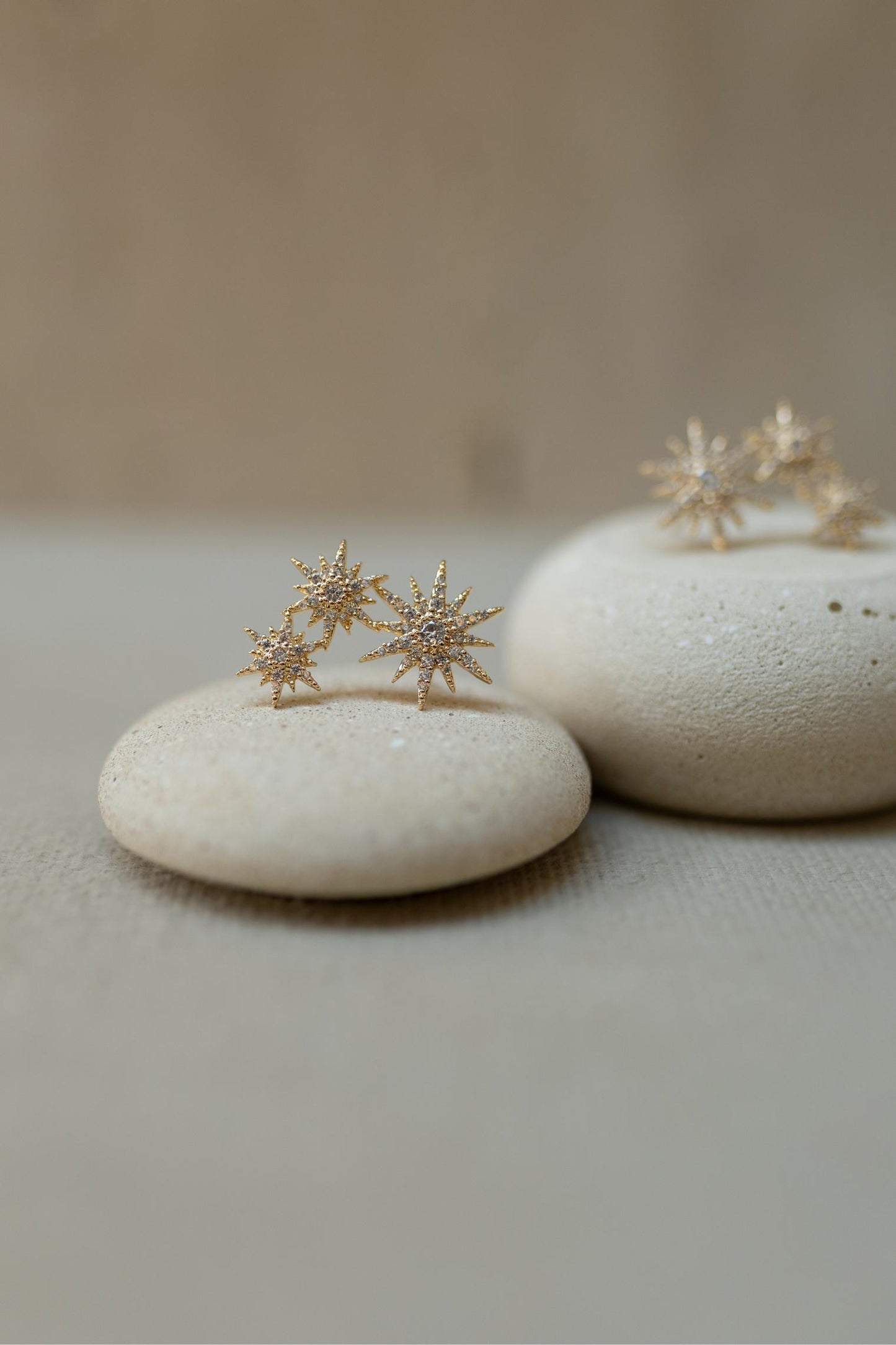 Brinco Ear Cuff Star Dourado