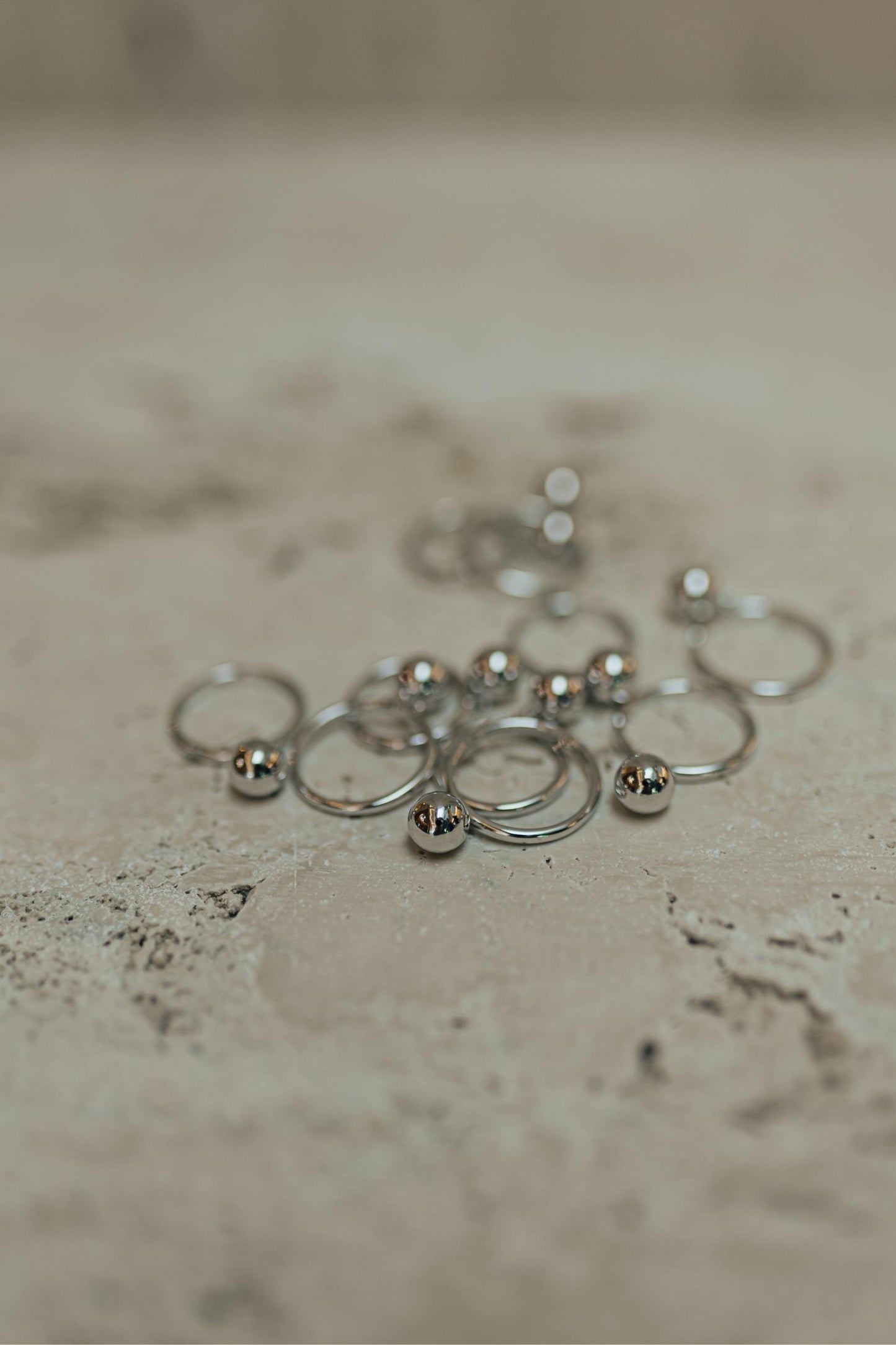 Anel Pingente Bola Ródio Branco