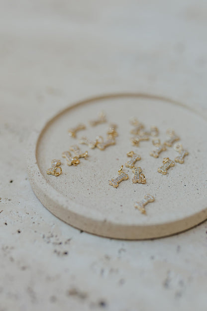 Colar Pingente Pet Osso Cravejado Dourado