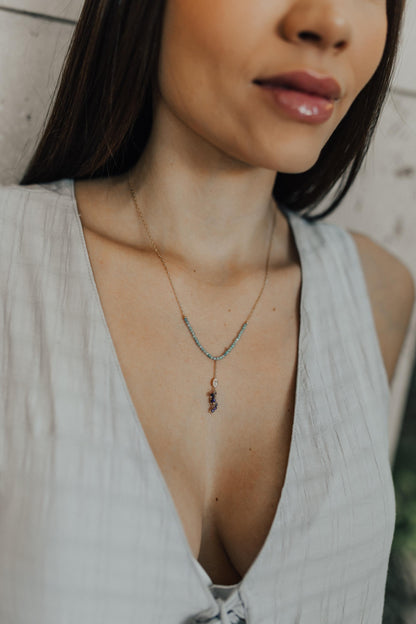 Colar Zircônias Gravatinha Dourado