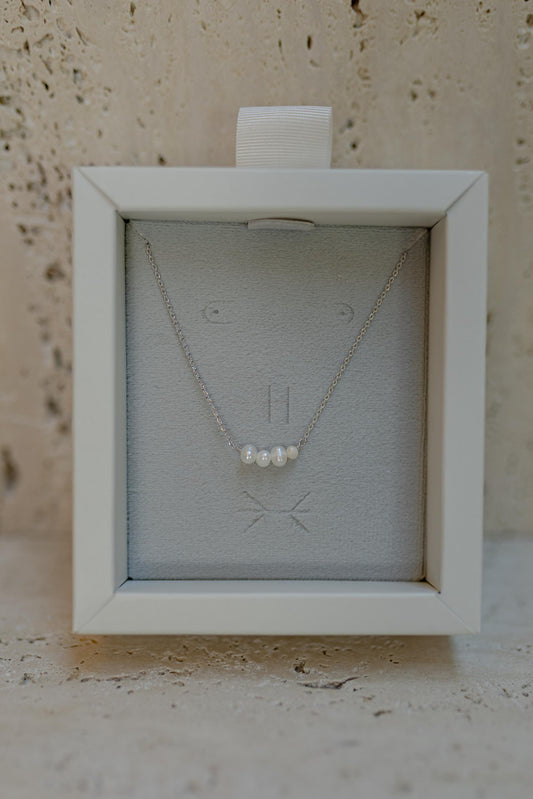 Colar Choker Pérolas de Água Doce Ródio Branco